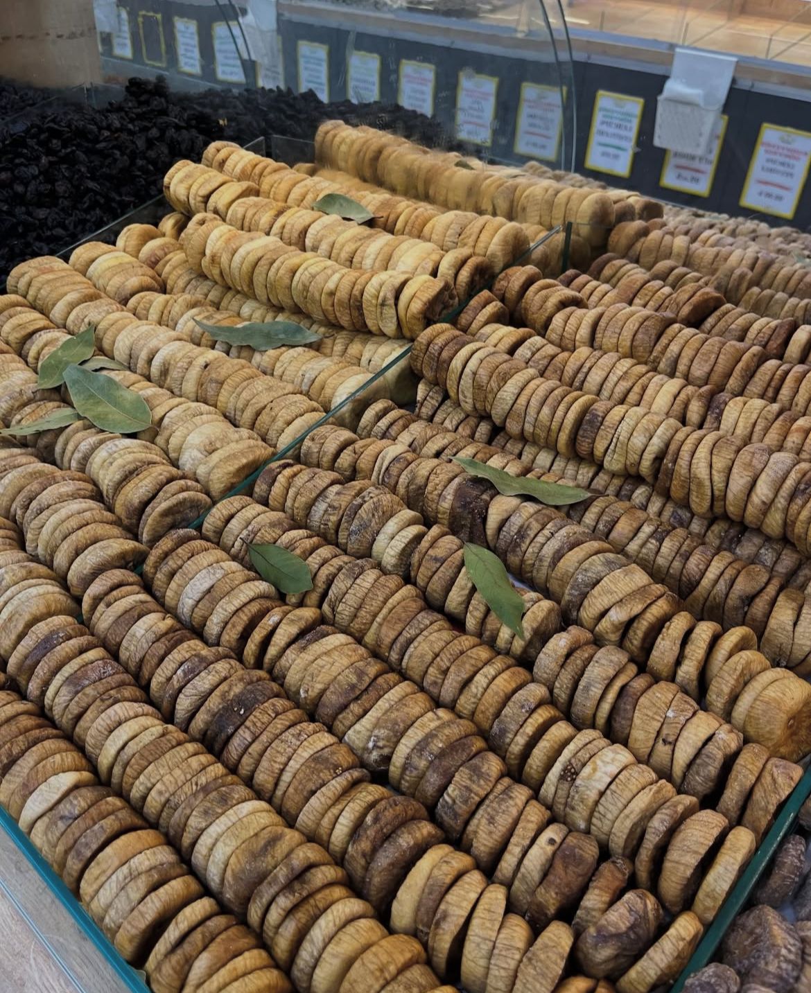 E&B Kuruyemiş Dünyası